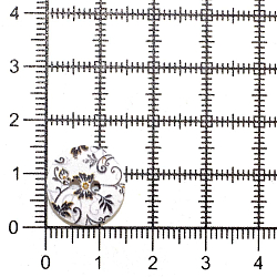 Пуговица 'Цветы' 24L (15мм) 2 прокола, дерево